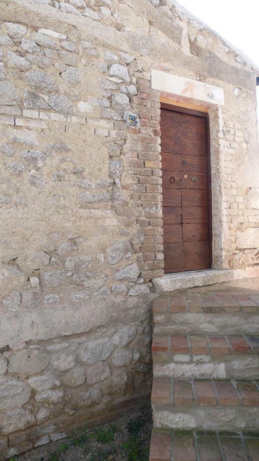 Depandance Elvira Basilico Apartment San Valentino in Abruzzo Citeriore Exterior photo